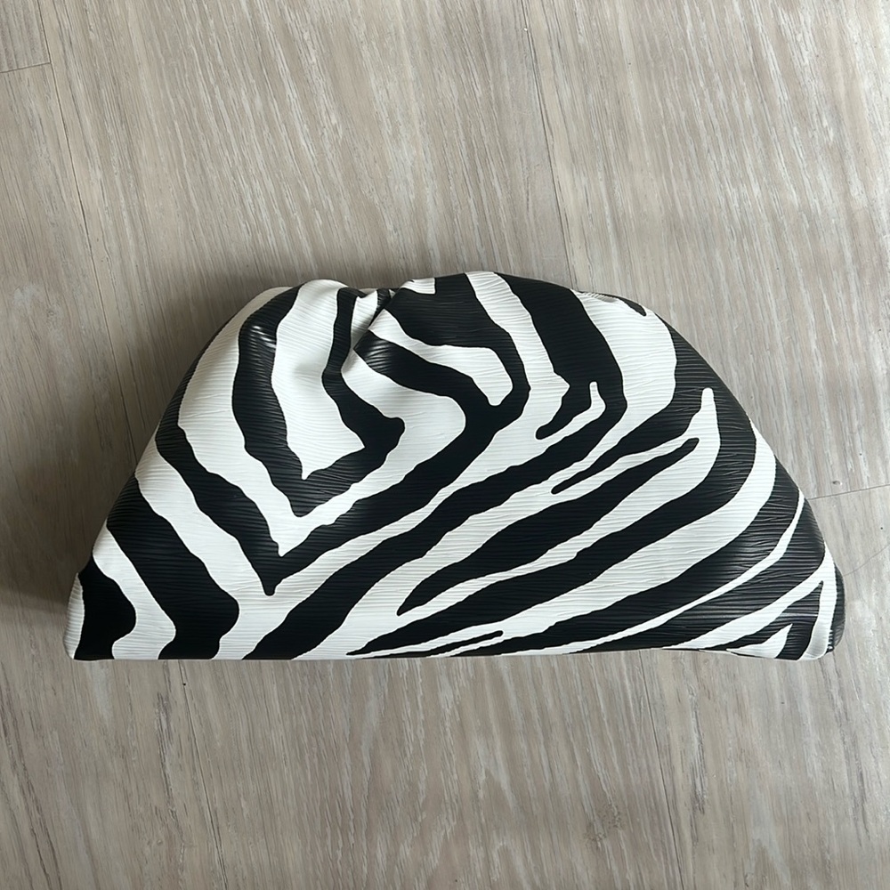 Amazon Zebra Bag🤍🖤